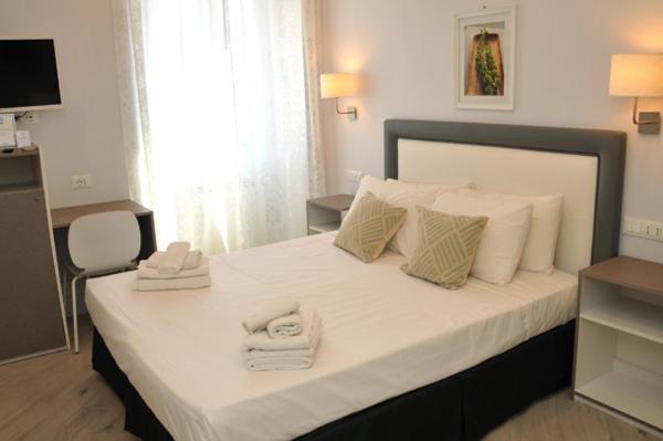 Migdal Luxury Suites Roma Porta Portese Exterior foto